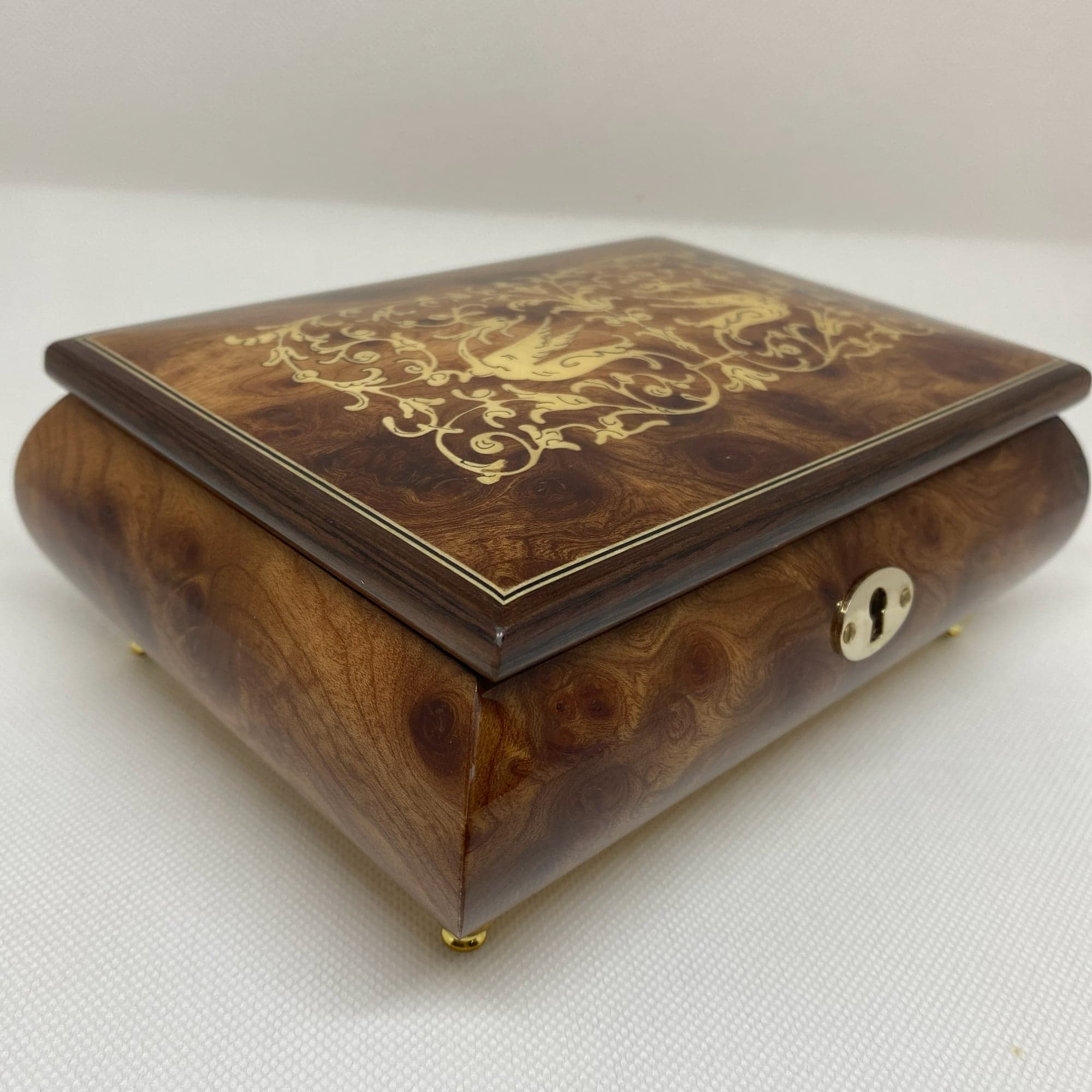 Torna a Surriento Jewelry Box, Elm